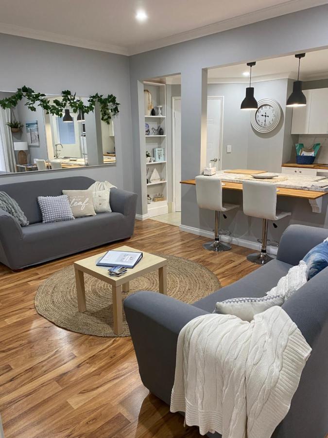 Appartamento The Hutt On Mandurah Marina Esterno foto