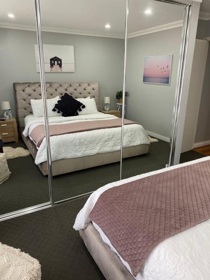 Appartamento The Hutt On Mandurah Marina Esterno foto