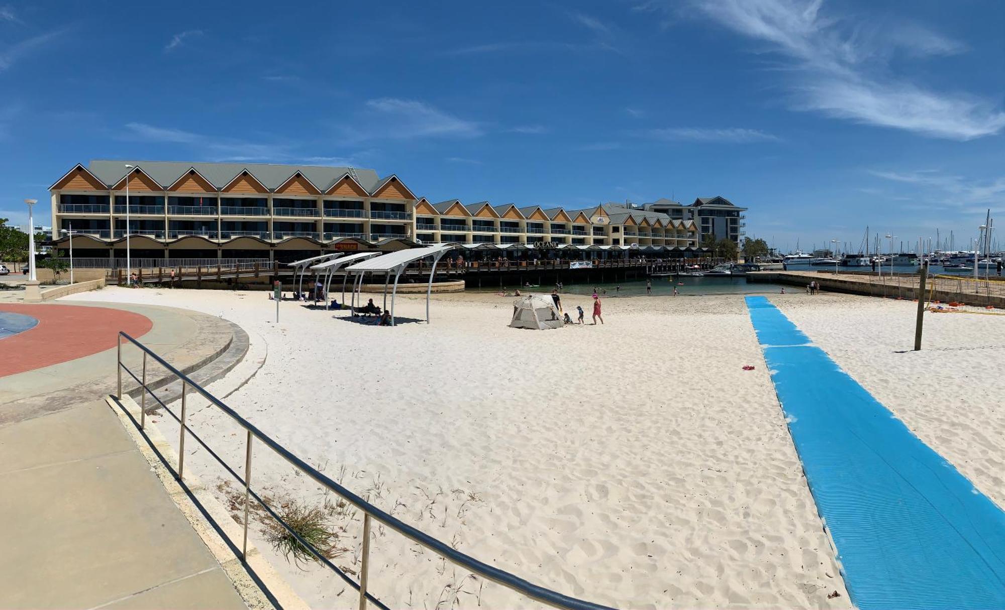 Appartamento The Hutt On Mandurah Marina Esterno foto