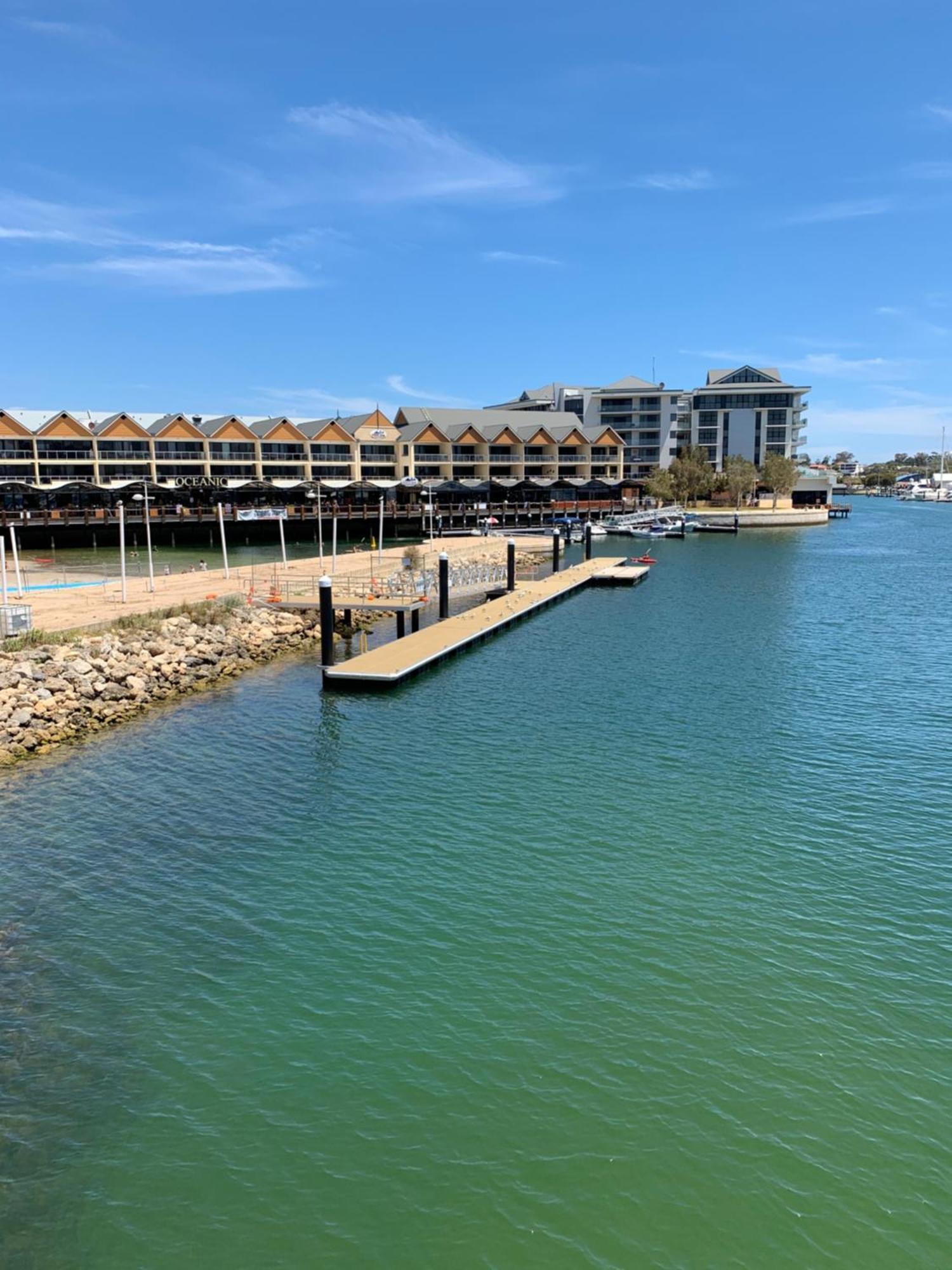 Appartamento The Hutt On Mandurah Marina Esterno foto